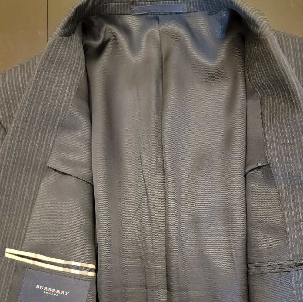 Authentic/Burberry Sport Coat - Picture 15 of 16